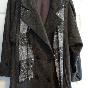 Women's Size 12P Gray Maxi Wool Coat w. Scarf